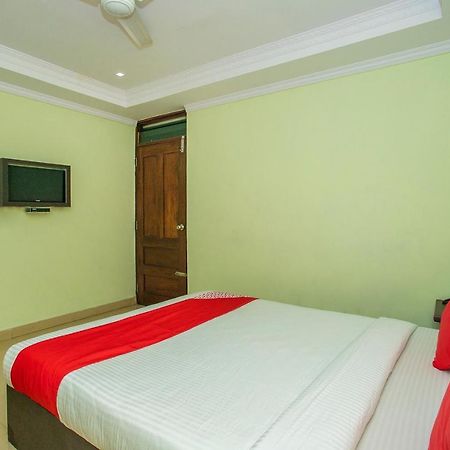 Oyo 25121 Bns Lodge Bengaluru Kültér fotó