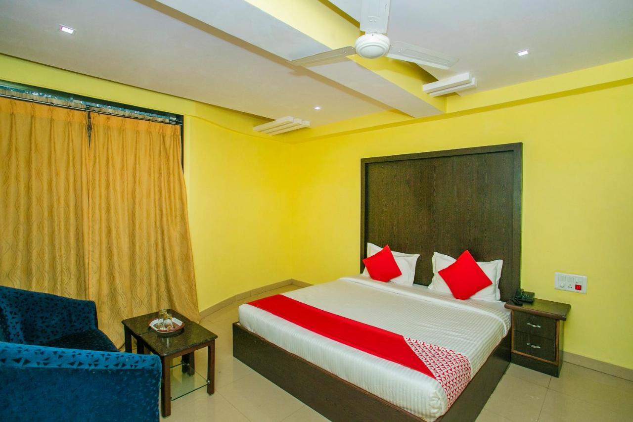 Oyo 25121 Bns Lodge Bengaluru Kültér fotó