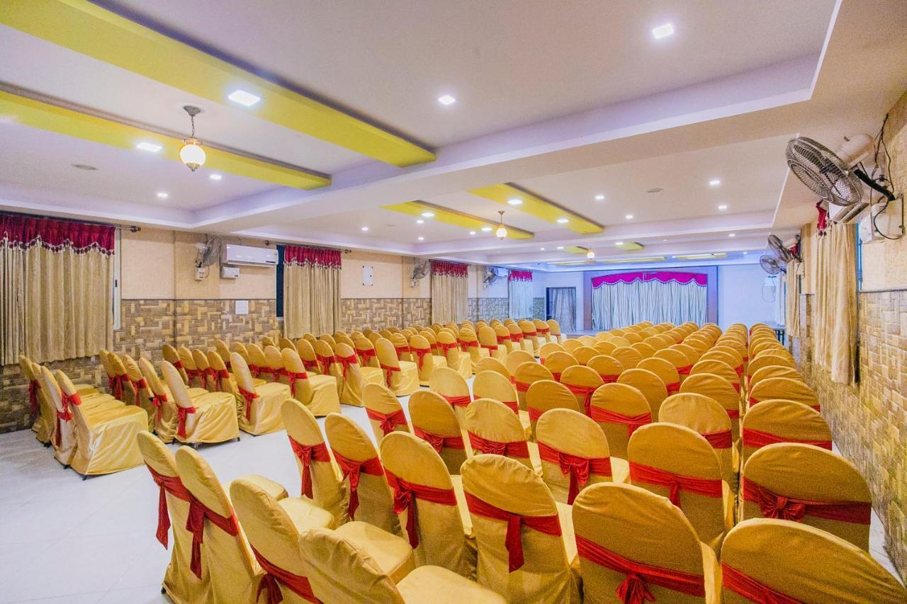 Oyo 25121 Bns Lodge Bengaluru Kültér fotó